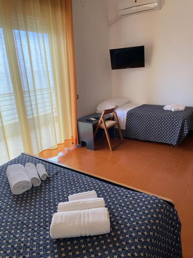 Capo Nettuno Hotel Capo d'Orlando Exterior photo