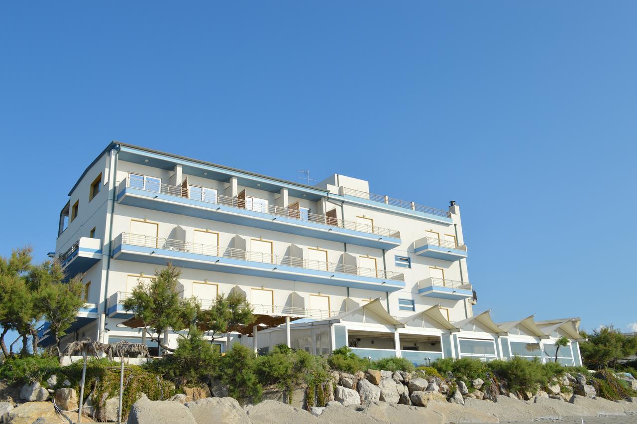 Capo Nettuno Hotel Capo d'Orlando Exterior photo